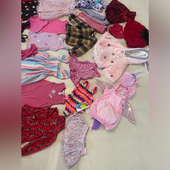 ⚡️2/$30 Huge Girls 6-24Month Bundle - Picture 6 of 9